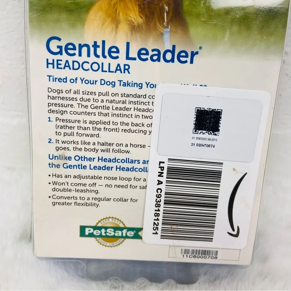 PetSafe Gentle Leader Headcollar stops pulling, lunging jumping petite under 5LB